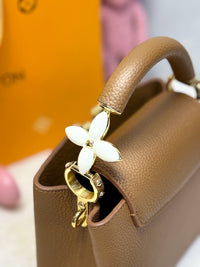 BrandsbyMaya