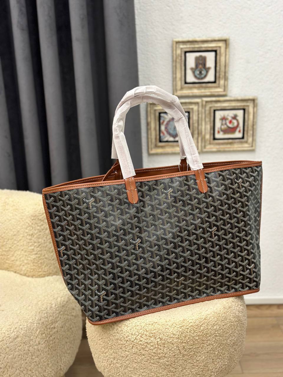BrandsbyMaya