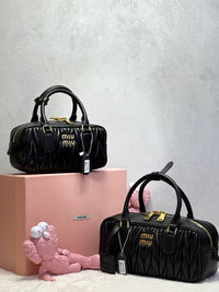 BrandsbyMaya