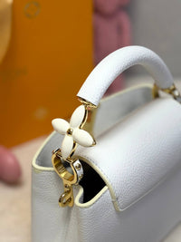 BrandsbyMaya