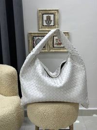 BrandsbyMaya