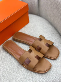 BrandsbyMaya