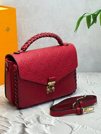 BrandsbyMaya