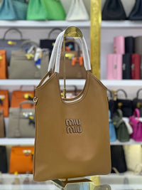 BrandsbyMaya