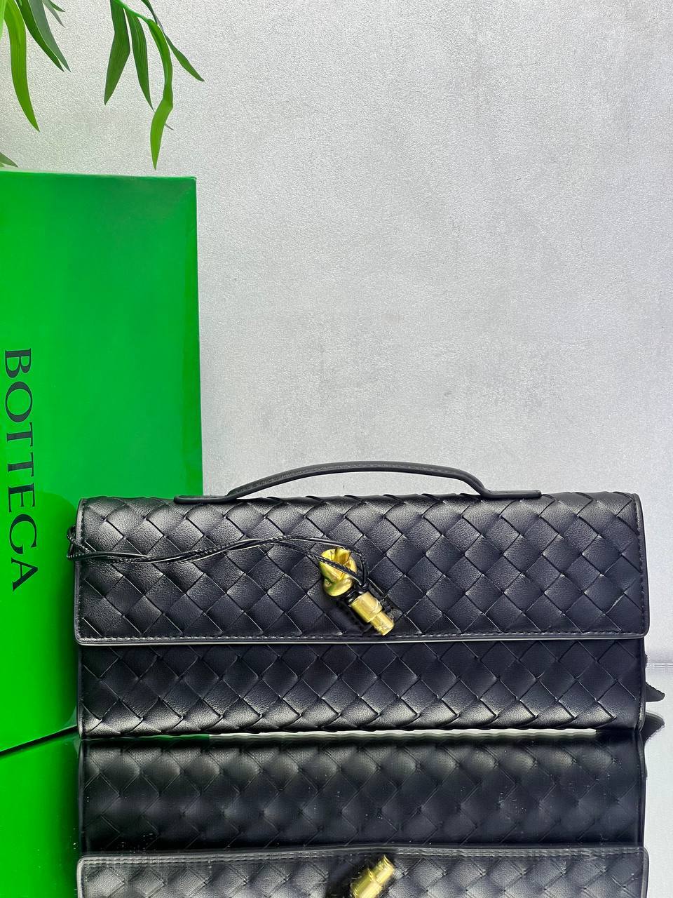 BrandsbyMaya
