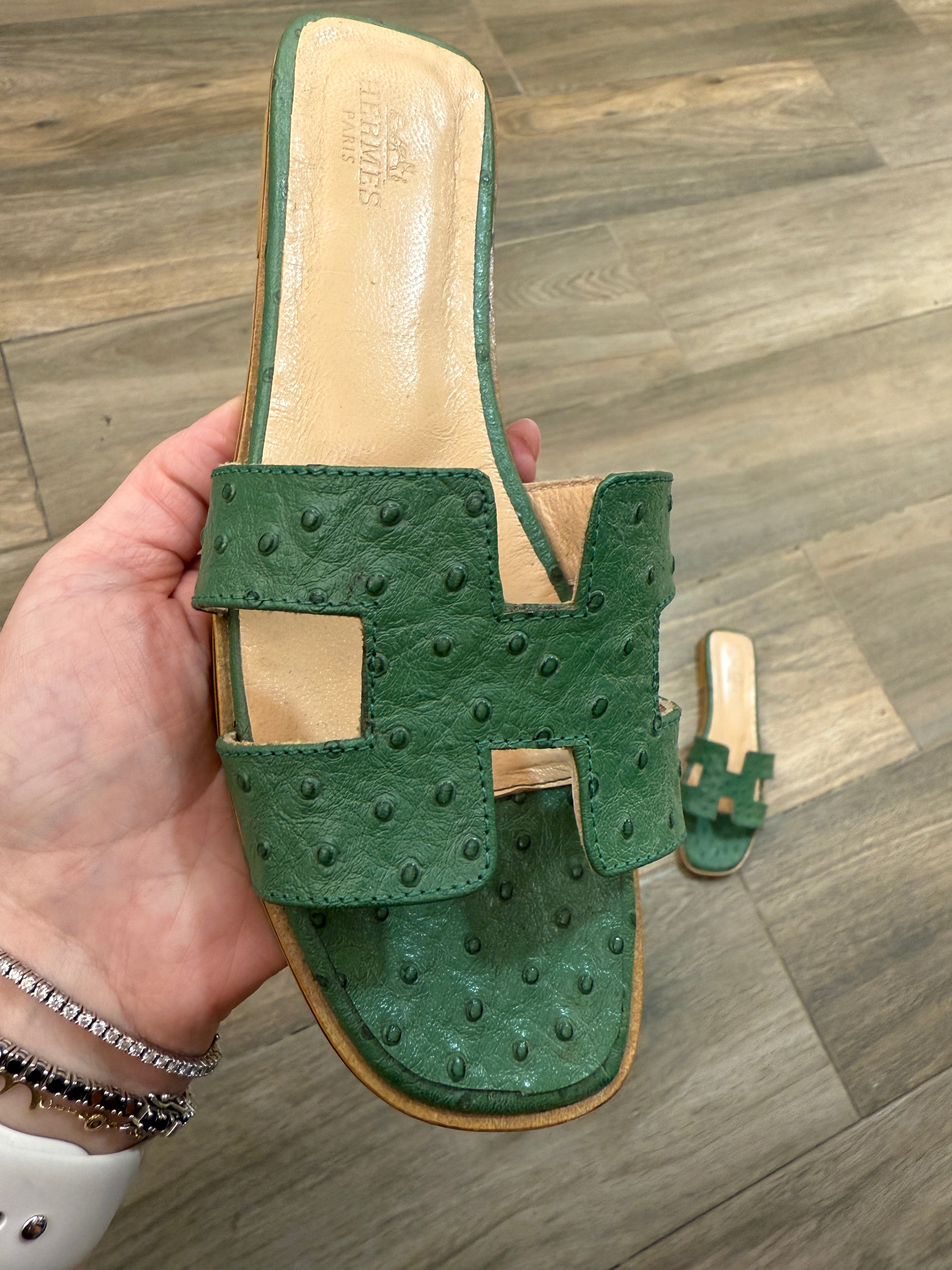BrandsbyMaya