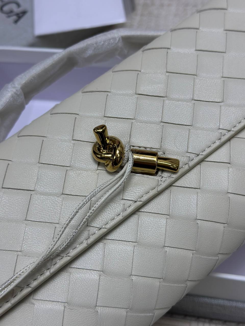 BrandsbyMaya