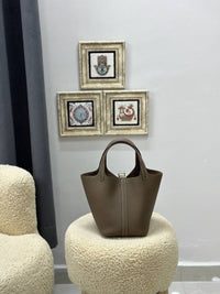 BrandsbyMaya