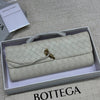 Bottega Veneta
Andiamo Clutch
31 x 13 x 3 cm