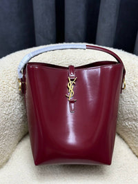 BrandsbyMaya