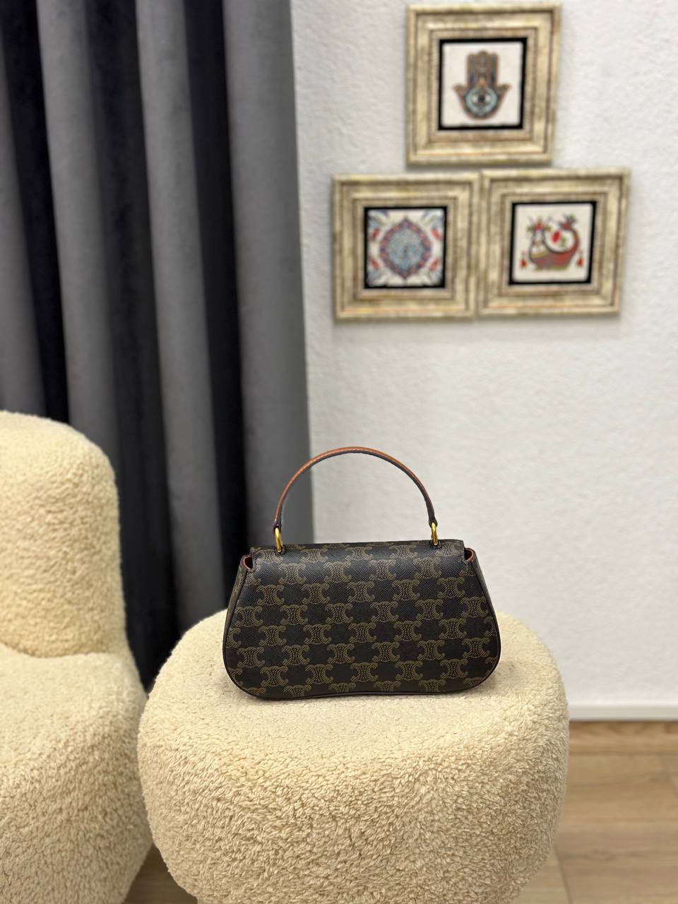 BrandsbyMaya