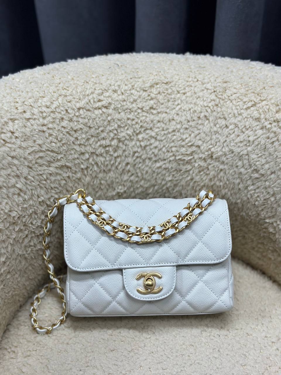 BrandsbyMaya