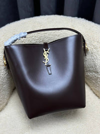 BrandsbyMaya