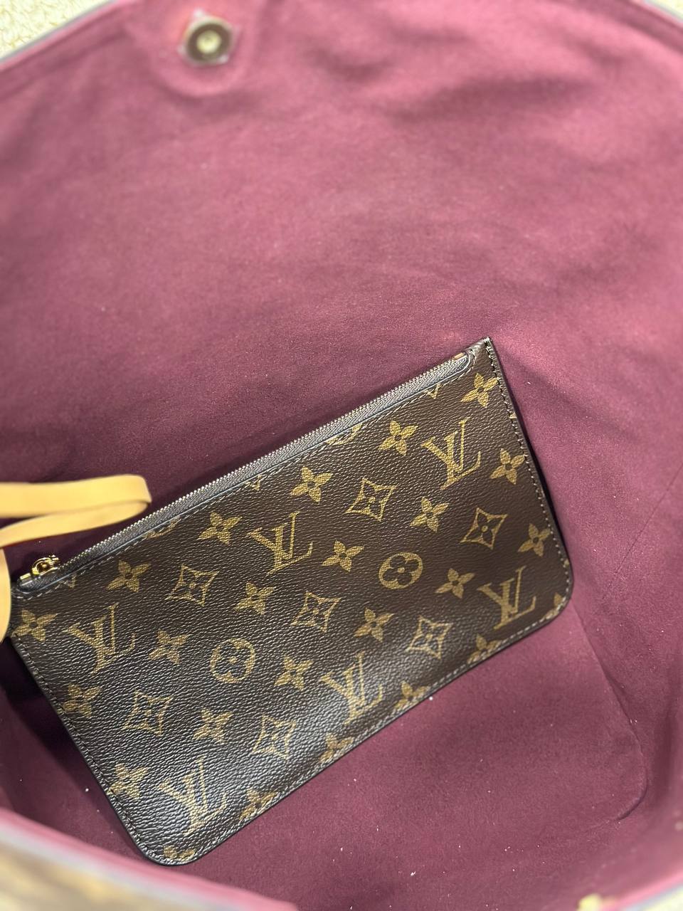 BrandsbyMaya