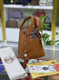 BrandsbyMaya