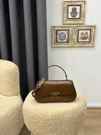 BrandsbyMaya