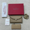 Valentino Garavani
Rockstud Clutch Bag
21 x 12 x 2 cm