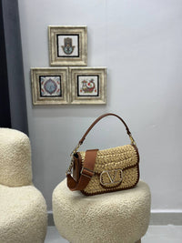 BrandsbyMaya