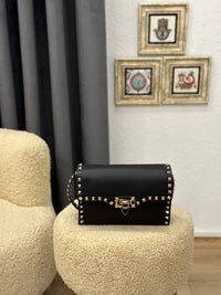 BrandsbyMaya
