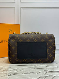 BrandsbyMaya
