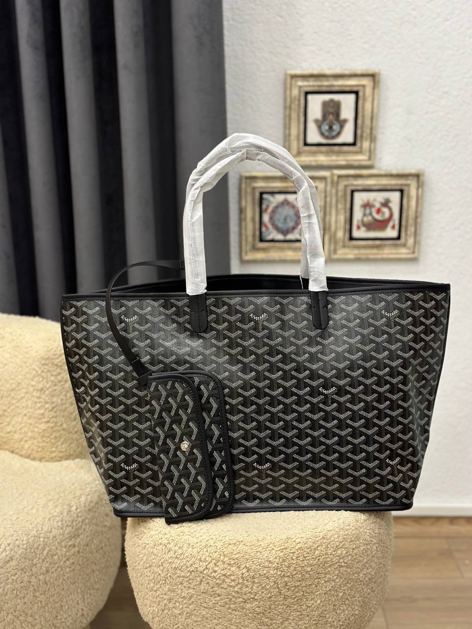 BrandsbyMaya
