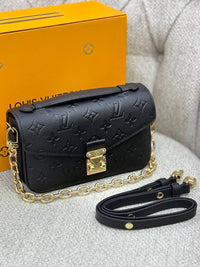 BrandsbyMaya