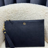 Gucci GG Marmont Leather Pouch
30.5 x 21 x 1.5 cm