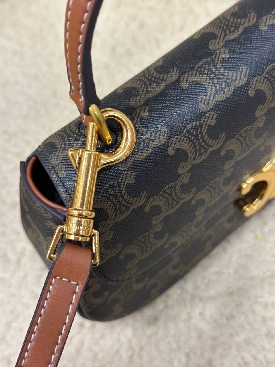 BrandsbyMaya