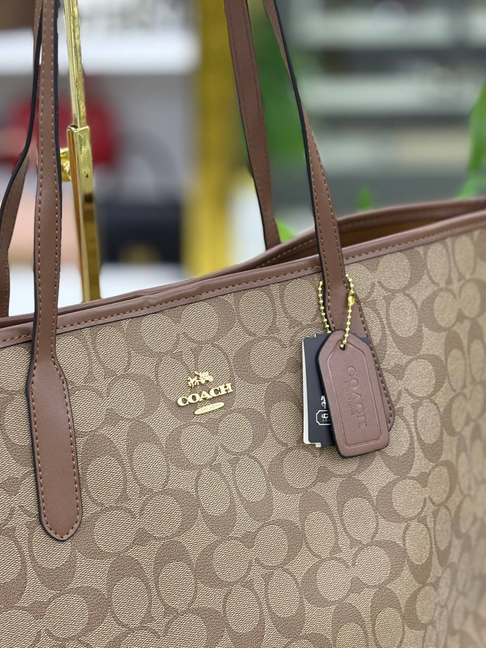 BrandsbyMaya