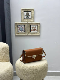 BrandsbyMaya