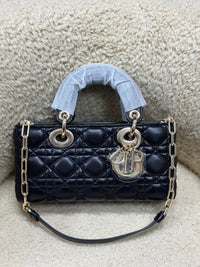 BrandsbyMaya