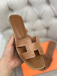 BrandsbyMaya