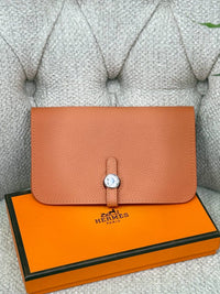 BrandsbyMaya