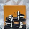 Valentino flat