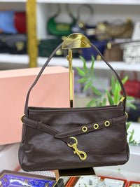 BrandsbyMaya