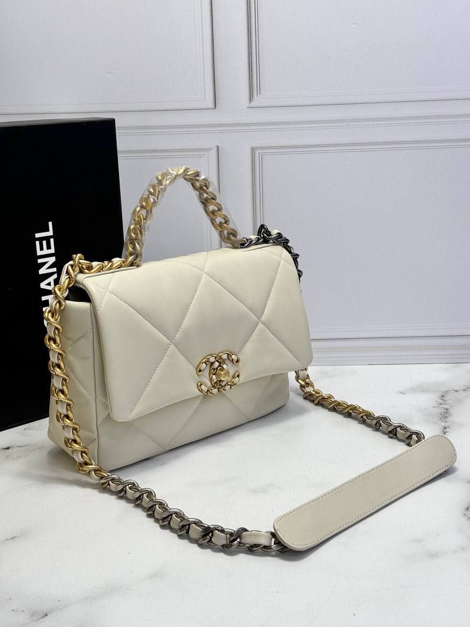 BrandsbyMaya