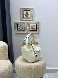 BrandsbyMaya