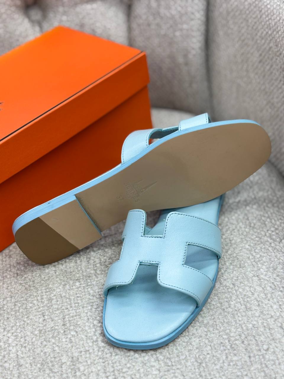 BrandsbyMaya