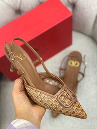 BrandsbyMaya