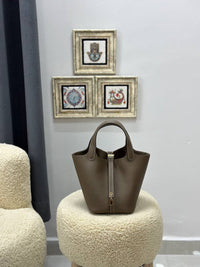BrandsbyMaya