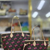 Louis vuitton neverfull  🍒

MM 31 x 28 cm 
PM 27 x 21 cm