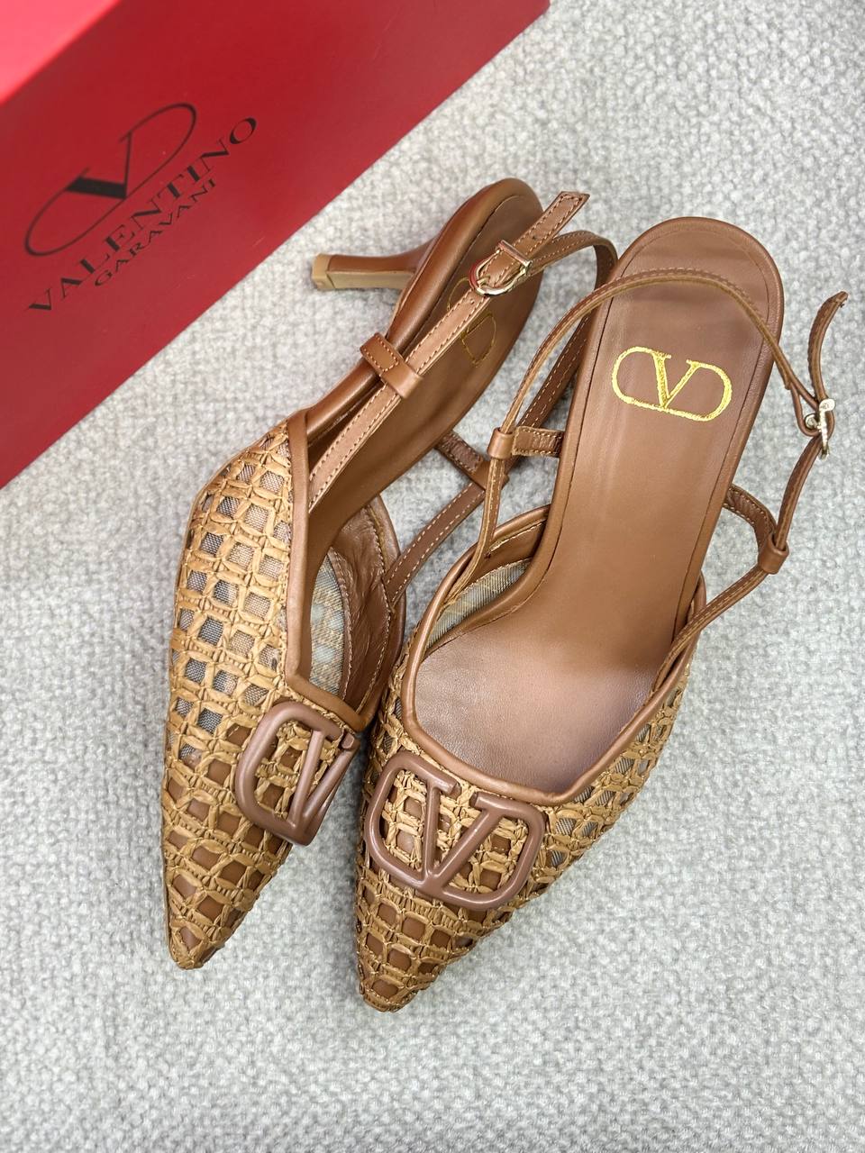 BrandsbyMaya