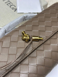BrandsbyMaya