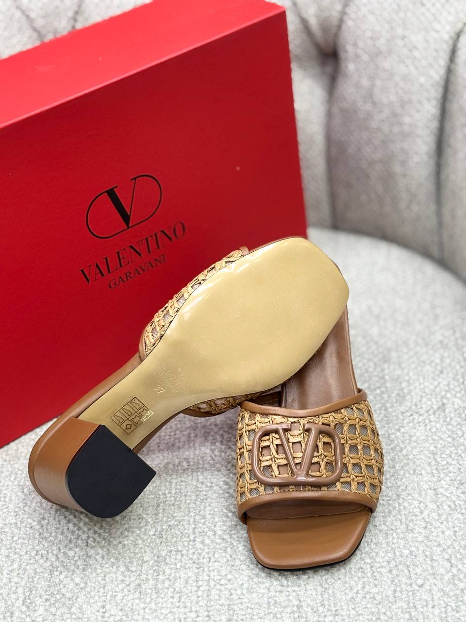 BrandsbyMaya