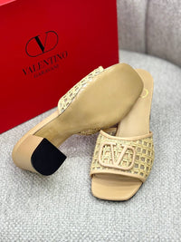BrandsbyMaya