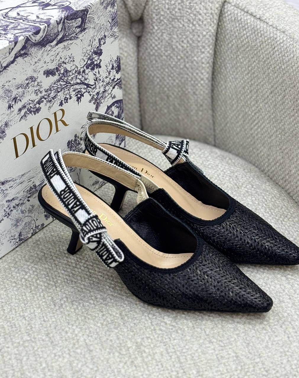 BrandsbyMaya