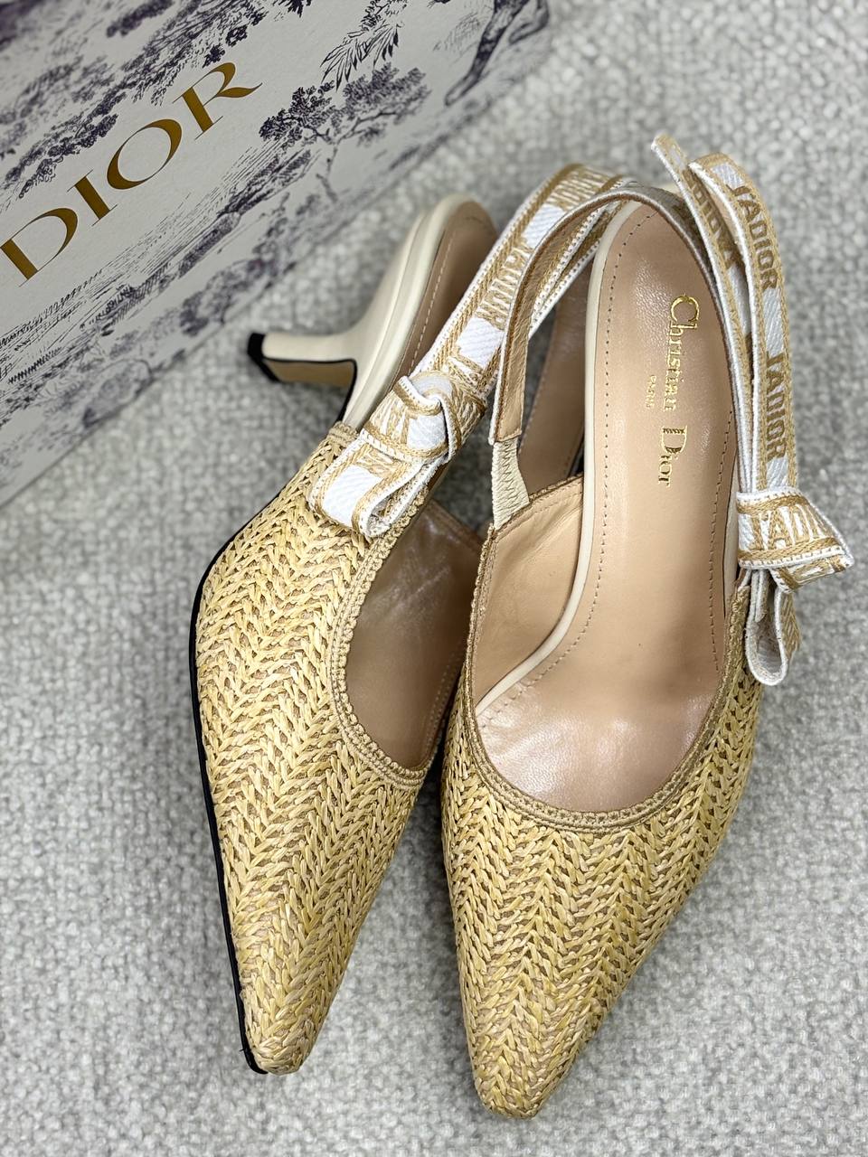BrandsbyMaya