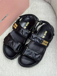 BrandsbyMaya