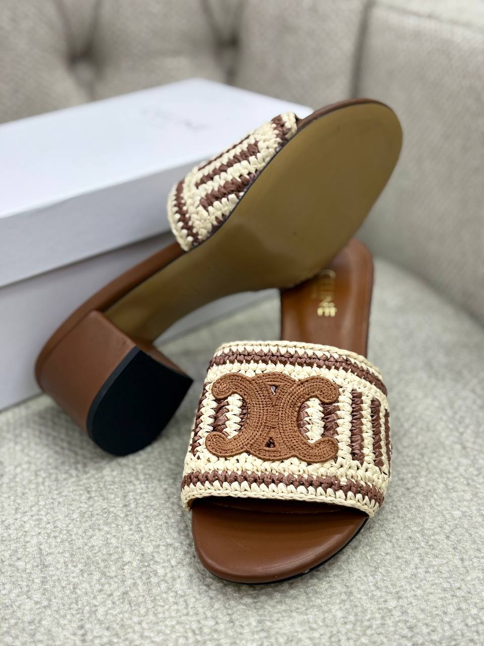BrandsbyMaya