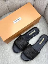 BrandsbyMaya
